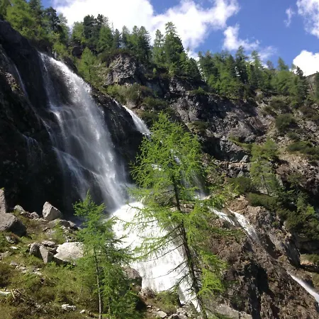 Romantika & Barbara Daire *