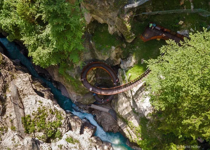 Romantika & Barbara Daire Wagrain