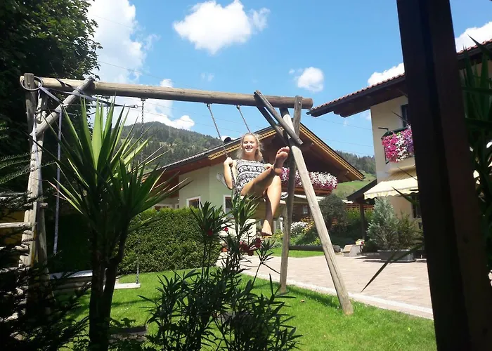 Romantika & Barbara Apartman Wagrain